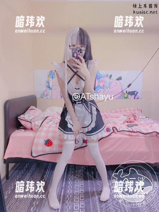 一张枕头和AT鲨的私拍图集，梦里有点小秘密？