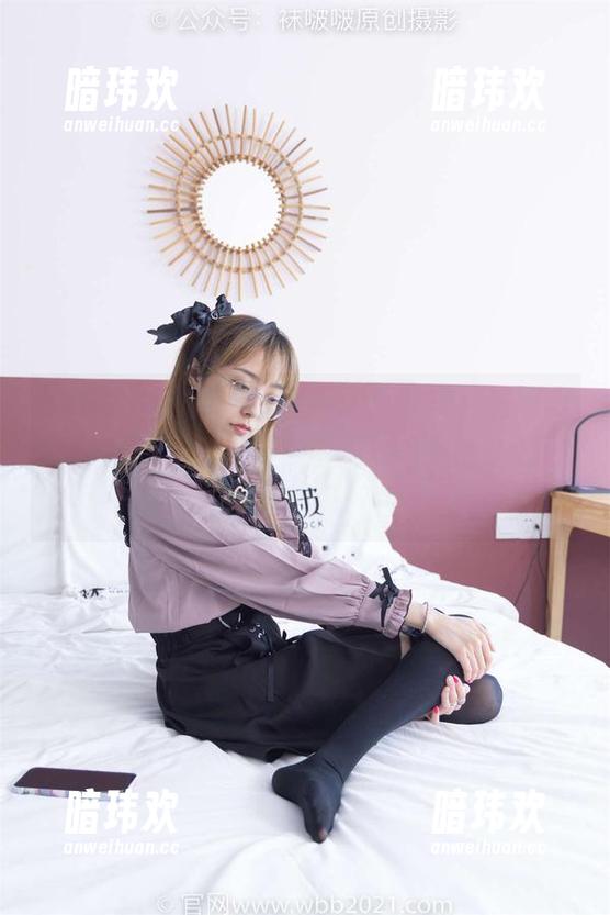 BoBoSocks袜啵啵-甜甜圈 BoBoSocks袜啵啵 - 画面太美,这组美图中的甜甜圈,确实把我对美足的认知刷新了