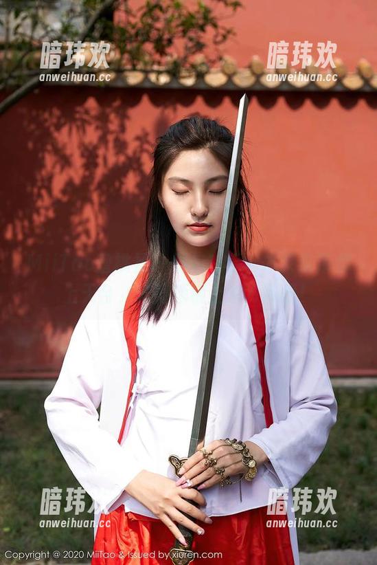 MiiTao蜜桃社 - 图包在手，木奈奈带你上天台，忘掉地板上的冷静吧！