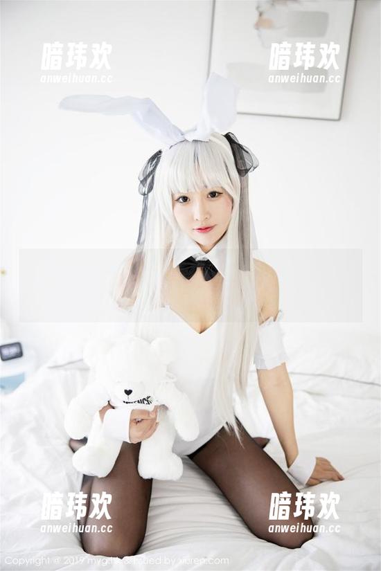 MyGirl美媛馆-夏茉GIGI MyGirl美媛馆 - 夏茉GIGI的最新写真:死库水似乎在控诉我不泡澡的惩罚!