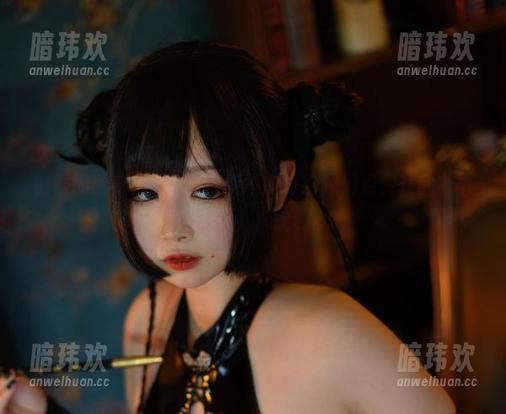 制服的诱惑，PAKI酱能不能再给我们点实在的？下载如何，求安利。