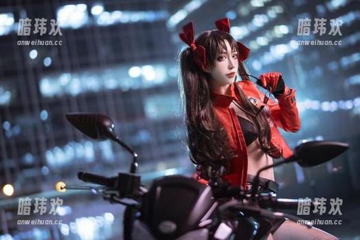 Sakiiii翎柒的油亮：这美图太让人想下载了吧！