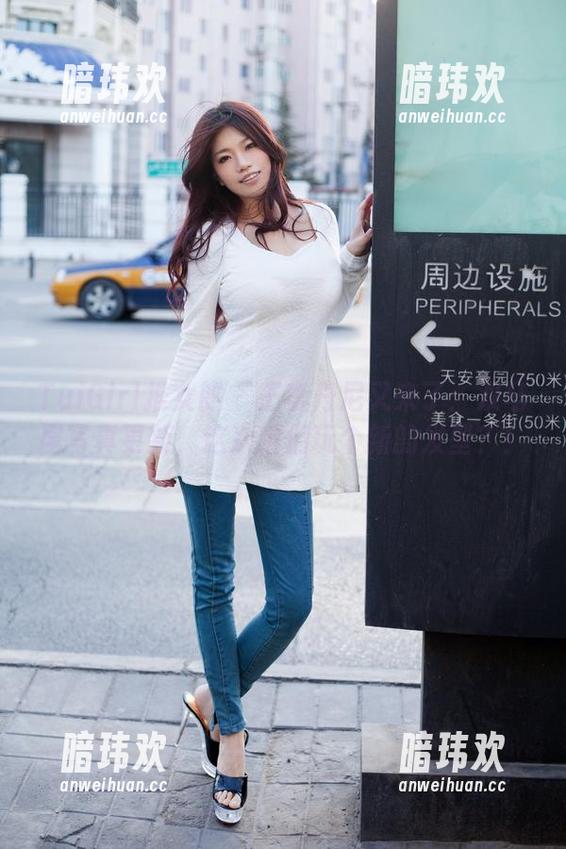 TuiGirl推女郎 - 王李丹尼又来了：双马尾写真更新，这次咱们玩个新的发型？！