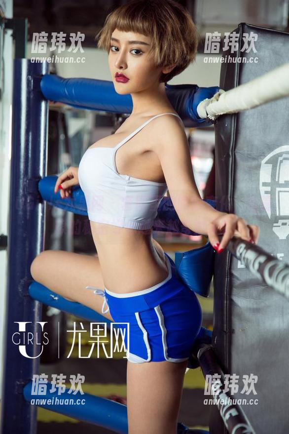 UGirls尤果网 - 套图里的微妙变化，曾嘉琪的秘密好像越来越奇妙了。