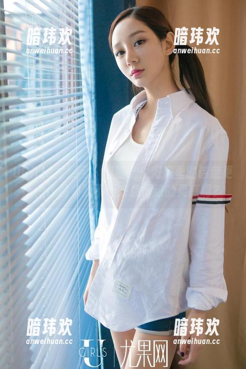 UGirls尤果网 - 田慕儿：海风里的诗意更新，作品集要不要来点海浪的灵感啊？