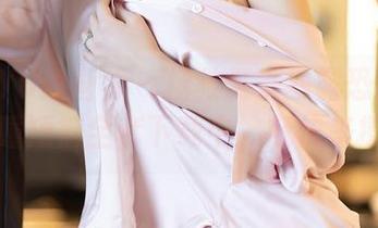 XIAOYU语画界 - 拯救夏季暴露恐惧症！月音瞳短裤全套下载中，赶快来撩～～