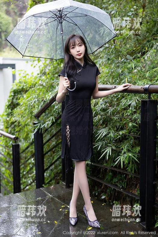 Xiuren秀人网-周慕汐fairy Xiuren秀人网 - 套图更新!周慕汐fairy用黑丝和镂空内衣来个职场“突袭”,我是不是该送她个简历?