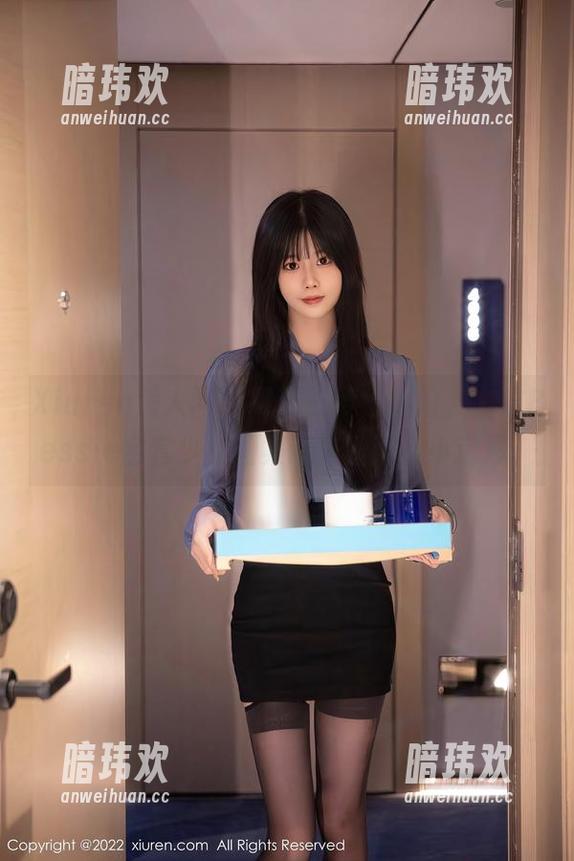 Xiuren秀人网 - 零下五度也不怕，白洁Bessie全套少女图集送来暖意和小迷思。