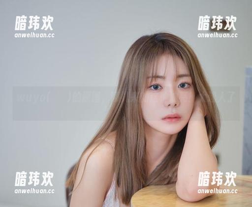 wuyo(우요)的原图，哪儿来的这种油亮！太迷人了。