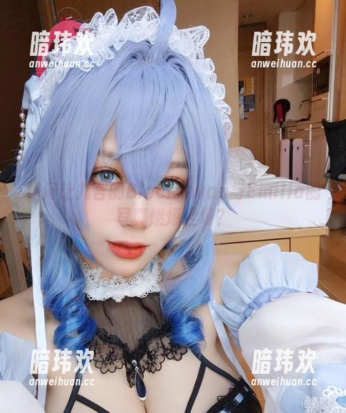 九言 如何让九言的BlackSwan与Emilia的写真燃爆全场?