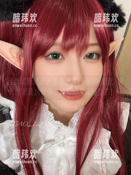 当我试图聚焦于发条少女yoki的姐姐，突然发现我的目光被她的发夹吸引了！