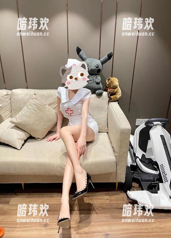 微密圈 - 美图新秀奔跑的晶骡子的女仆装资源，想不看都不行！