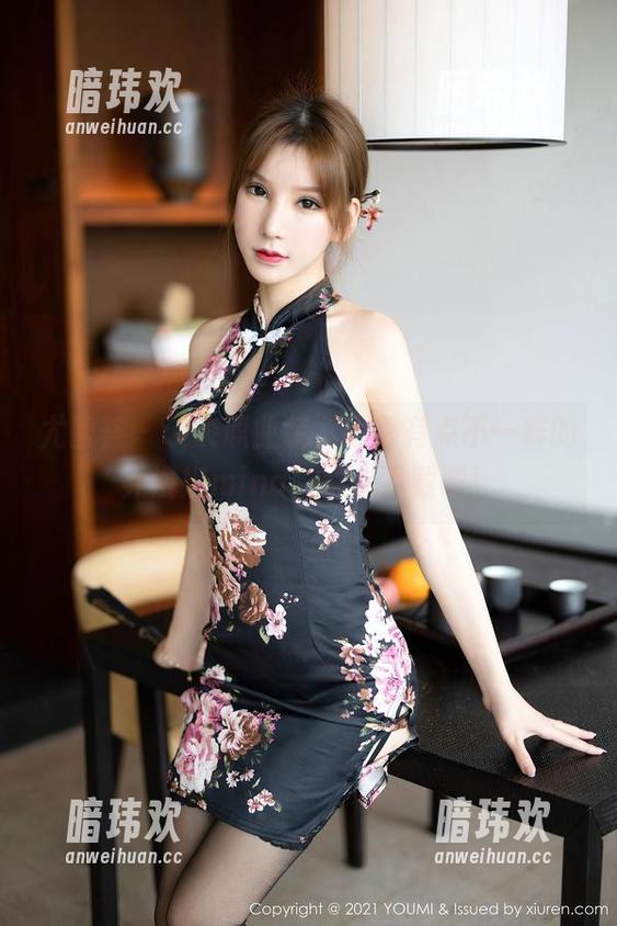 尤蜜荟 - 谈谈职业装，图集有点不一样的乔漫妮mina，快来下载吧！