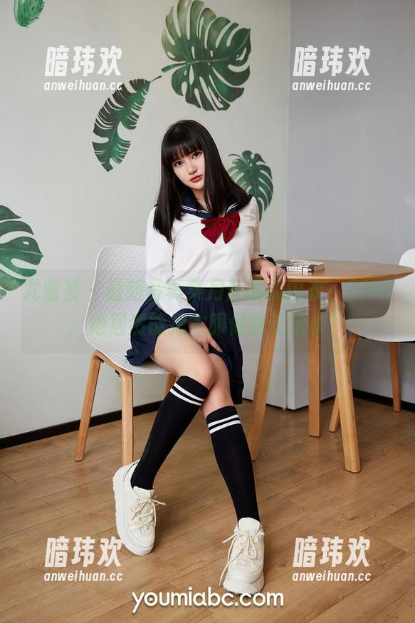 尤蜜荟 - 最新写真集月音瞳的内衣，OMG，她居然能把衣服做到这地步！