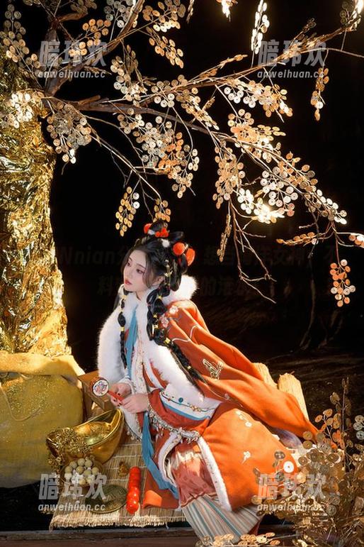 年年Nnian分享泳装：想当海洋女神，不料变成海底捞的滚水！