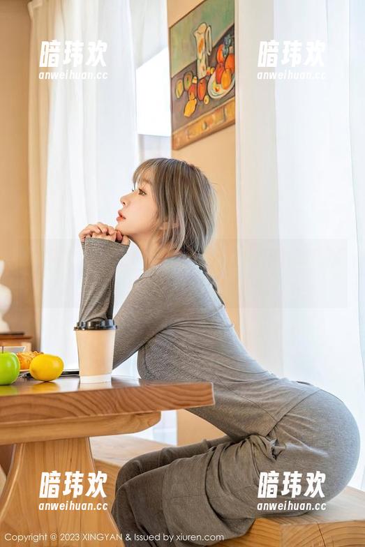 星颜社 - 蕾丝的美图大集合，Egg_尤妮丝今天穿着有点意思啊。