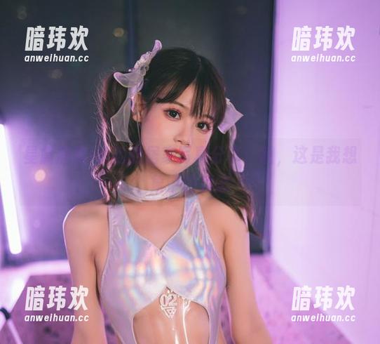 星黛鹿鹿i和她的居家写真分享：哦，这是我想象中的状态