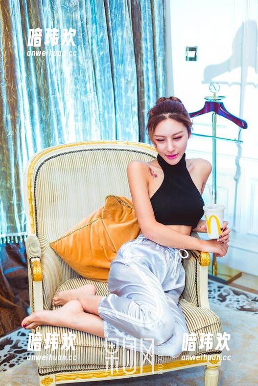 果团网 - 甜Abby女神，范儿全开不怕无圣光的图片挑战！