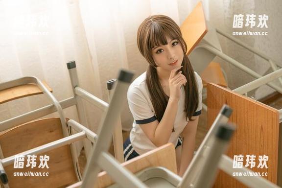 桃良阿宅 水手服X桃良阿宅:这是打算开趴的剧本吗?