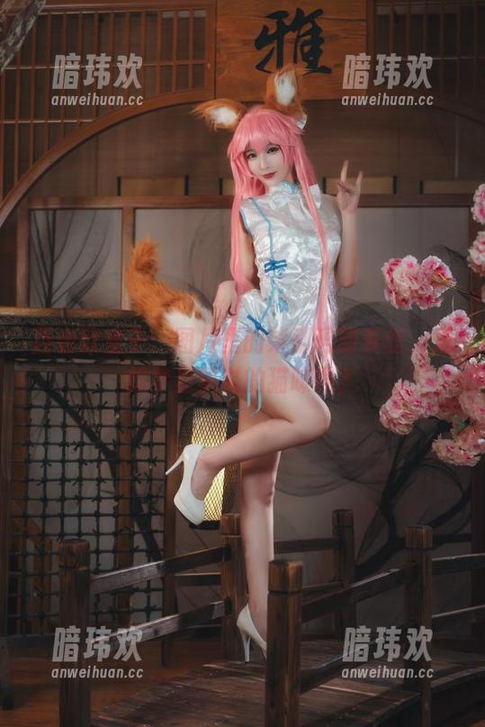 百合欧皇子：图片里的柴郡玛丽萝丝，是像梦里飘过的猫咪吗？