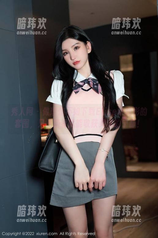 秀人网 - 做瑜伽不如下载Elise谭晓彤的套图，只需躺着就能收获灵魂的宁静！