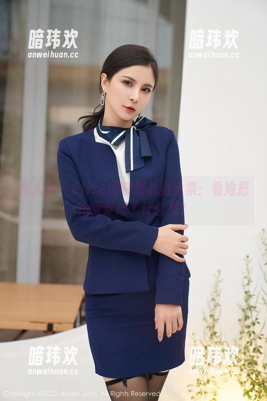 秀人网-Elise谭晓彤 秀人网 - Elise谭晓彤礼服全集:看她把礼服穿成了什么鬼?