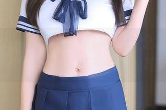 秀人网 - 美图精选:就算是职业装,养乐多DoDo也能穿出不一样的味道。