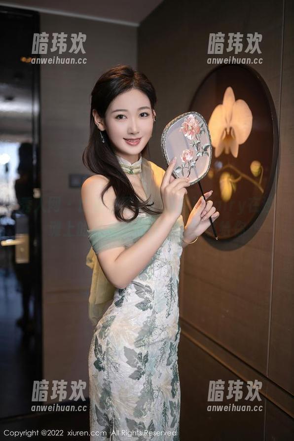 秀人网-周慕汐fairy 秀人网 - 比基尼图集:周慕汐fairy在沙滩上的温柔‘倾诉’,分享给你