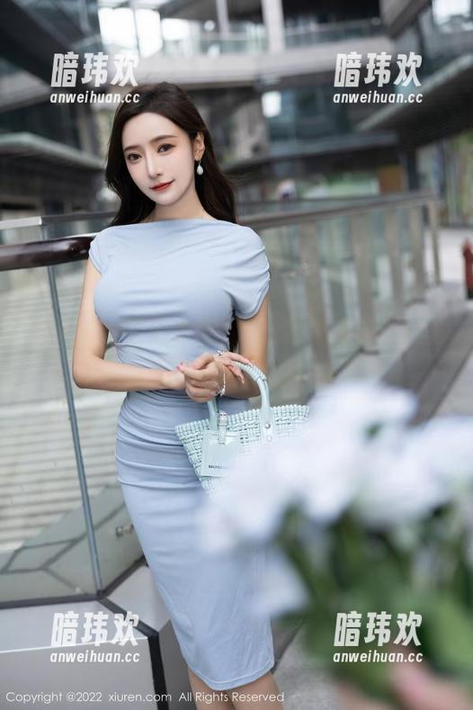 秀人网-奶瓶土肥圆 秀人网 - 直击私房,日常原图竟是奶瓶土肥圆的招牌气质!
