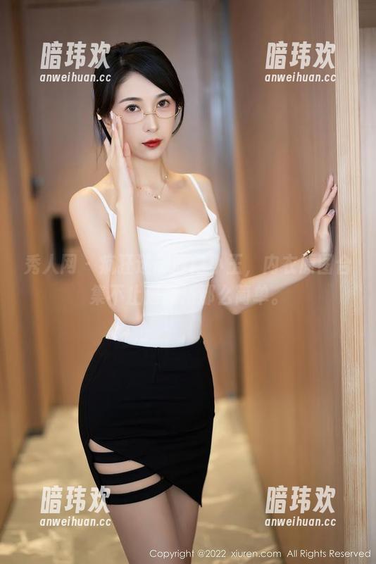 秀人网-西门小玉 秀人网 - 疯狂迷恋西门小玉,内衣原图合集不止是穿搭那么简单。