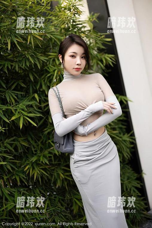 秀人网-陆萱萱 秀人网 - 为什么陆萱萱的眼镜这么炫?高清作品集都有答案