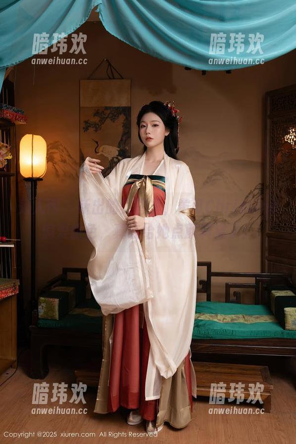 秀人网-黄可Christine 秀人网 - 新出的美图里,黄可Christine偏爱粉色,真该给她点颜料奖了!