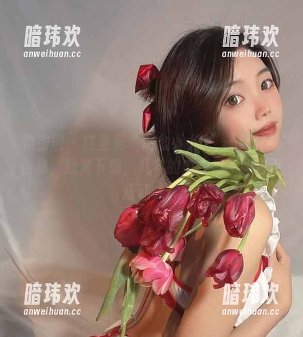 微密圈 - 这里有“纪念小小v”的连体衣合集，赶紧下载，几年的内衣都不如它百搭动人！
