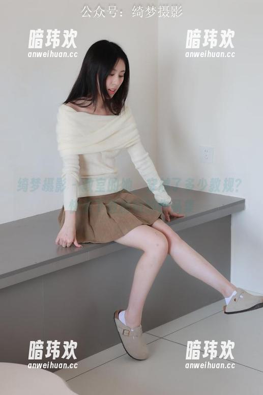 绮梦摄影 - 教室的她，穿越了多少教规？快来下载楠楠的作品集