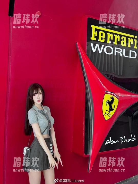 下载‘腐团儿Ikaros‘的最新写真，卡特琳娜今天终于做了个靠谱的猫女！