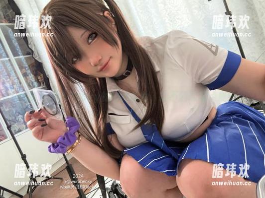 这张贝贝琪Becky的短裤图片，能不能给我点提示？