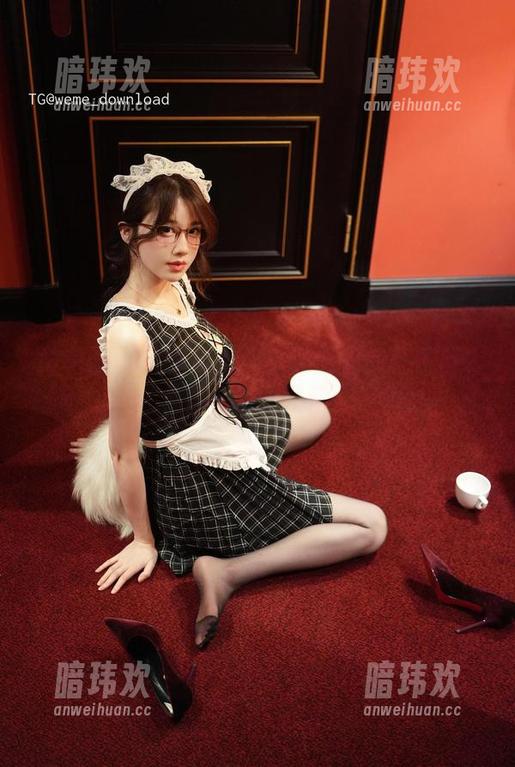 轩子巨2兔 微密圈 - 这是皮衣吗?美图里的轩子巨2兔像是走出了画。