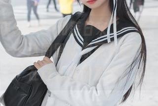 看!雪琪SAMA和落日来了一场“愉快的偶遇”——这图留给你更多遐想,资源也在这儿等你发掘!