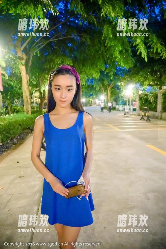 青豆客 - 卓琳妹妹的网袜私房照，我只能......说太赞了吧
